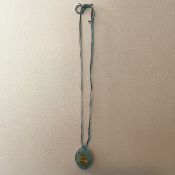 NEW Sundance Light Turquoise Leather Medallion Necklace - Picture 3 of 5